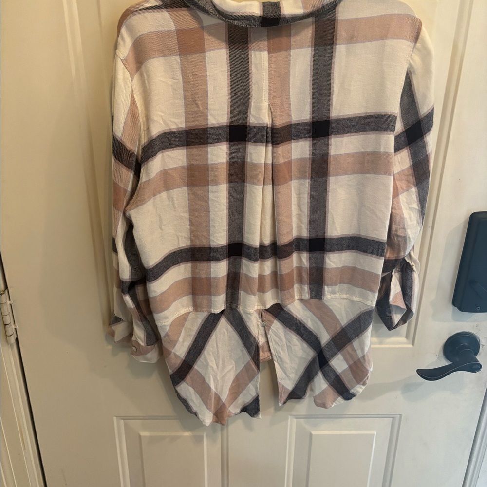 Anthropologie Hester & Orchard Beige and Grey Plaid Button-Down Shirt - Picture 4 of 4